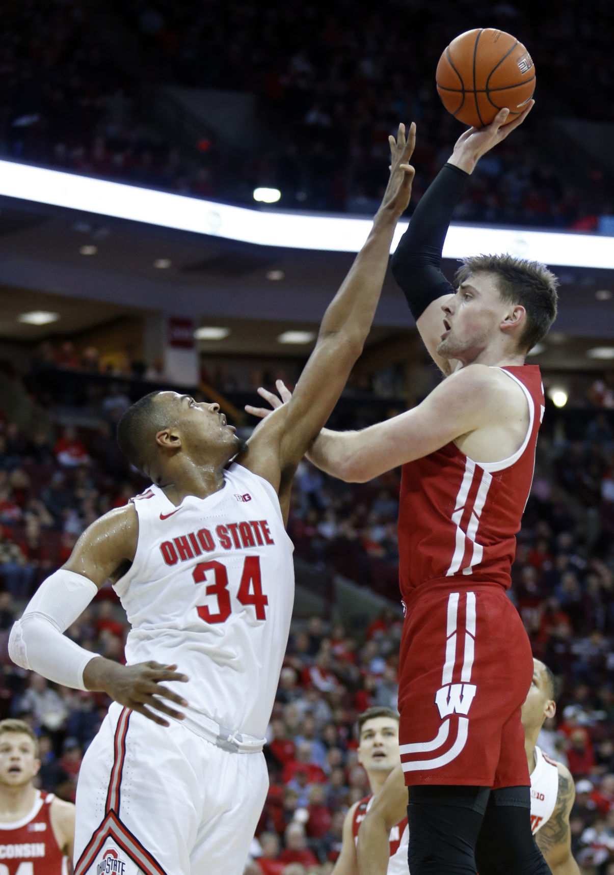 Badgers 61, Buckeyes 57